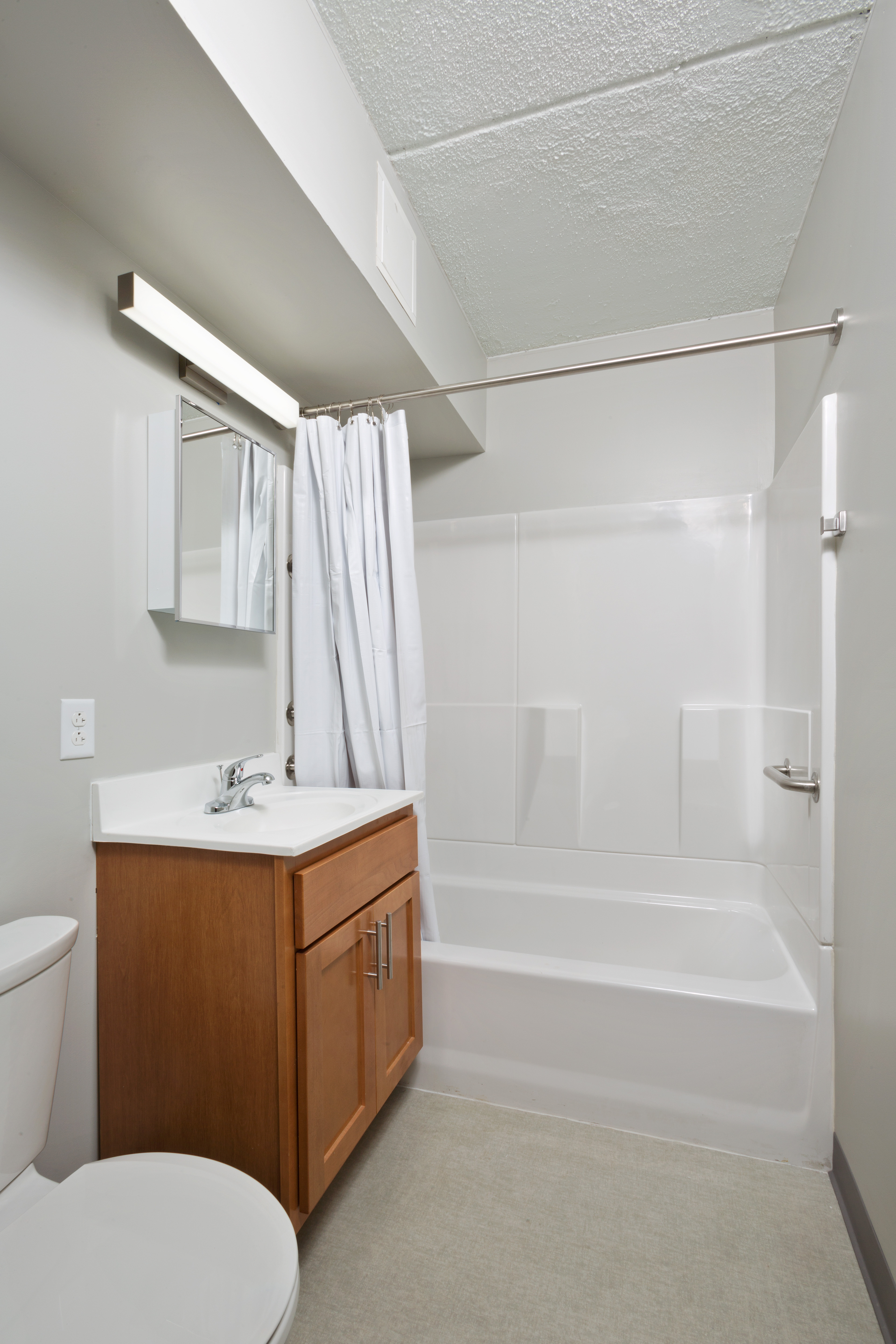 Ida-Bathroom-AFTER